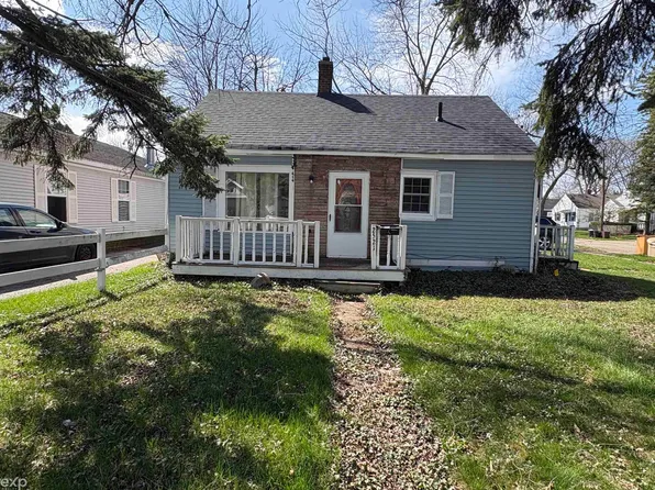 2521 Bay St, Saginaw, MI 48602