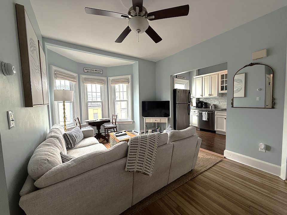 1st image of 12 Catherine St APT 3