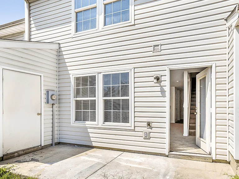 England Run Townhomes — Photo 21