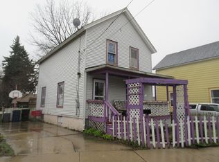 1331 Rapids Dr, Racine, WI 53404