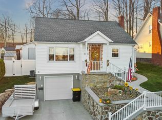 221 Lincoln St, Ebensburg, PA 15931
