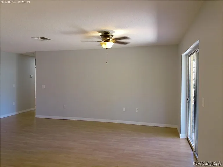 5921 W Woodhill Ct — Photo 16