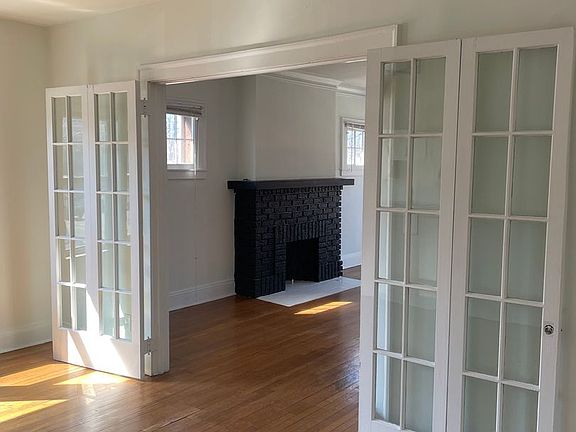 4th image of 2115-2123 Lennox Rd #17