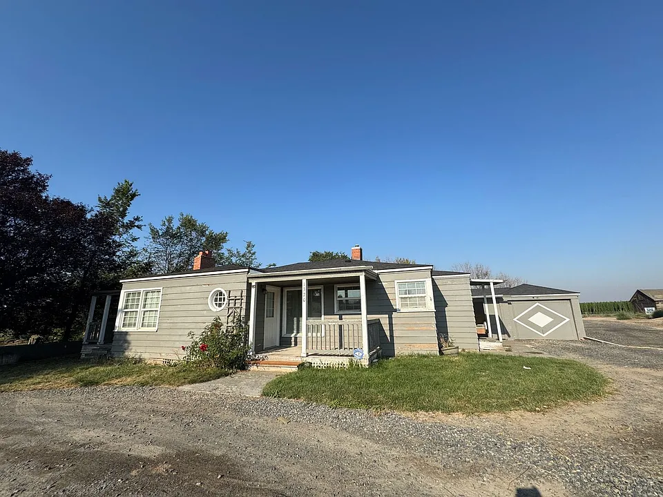 1320 Beaudry Rd