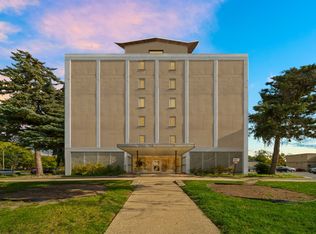 5975 N Odell Ave UNIT 5C, Chicago, IL 60631