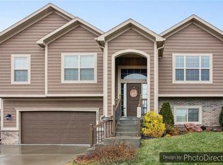 16907 Summit Dr, Belton, MO 64012