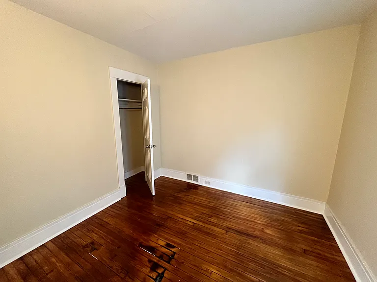 286 Potomac Ave — Photo 17