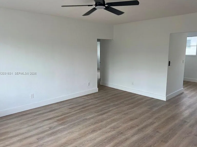 7730 Byron Ave #4 — Photo 2