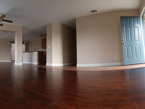 Living / family Room