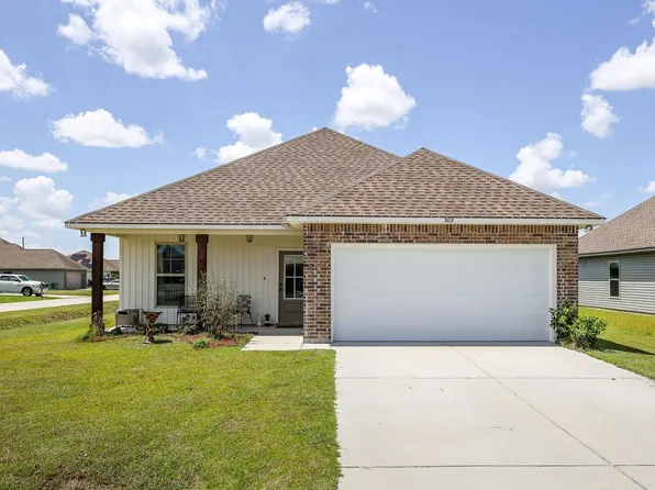 303 Settlers Run Dr, Thibodaux, LA 70301