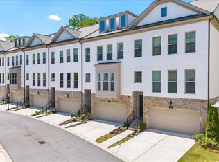 209 Mitchell Ln, Woodstock, GA 30188