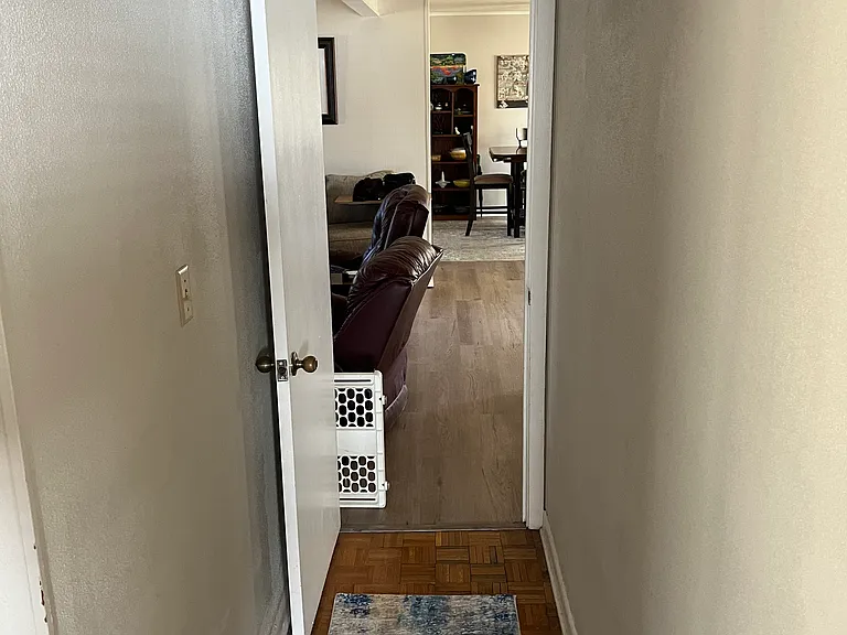 842 Newland St — Photo 14