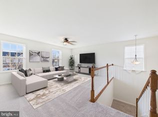 18213 Jillian Ln, Triangle, VA 22172