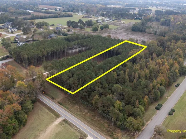 176 Dogeye Road, Benson, NC 27504