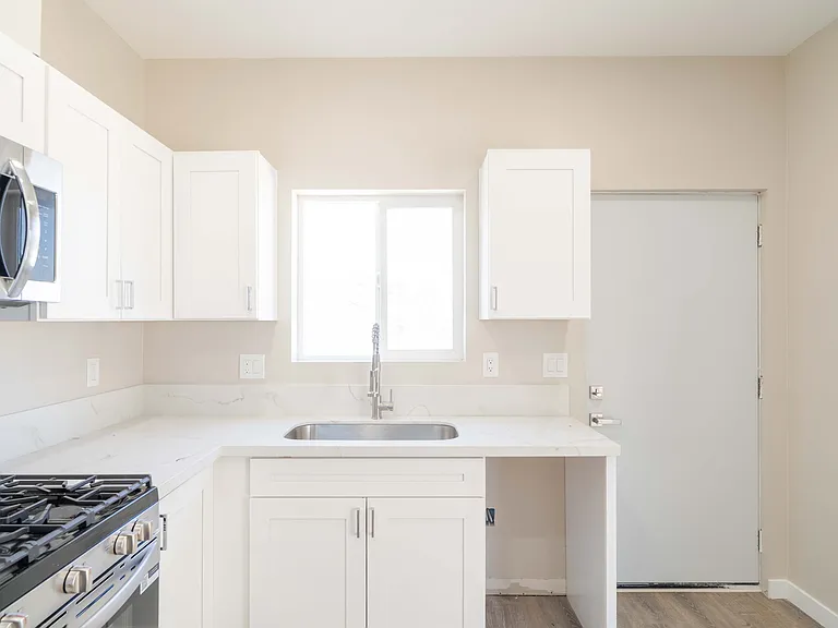 5119 Remington Rd — Photo 11