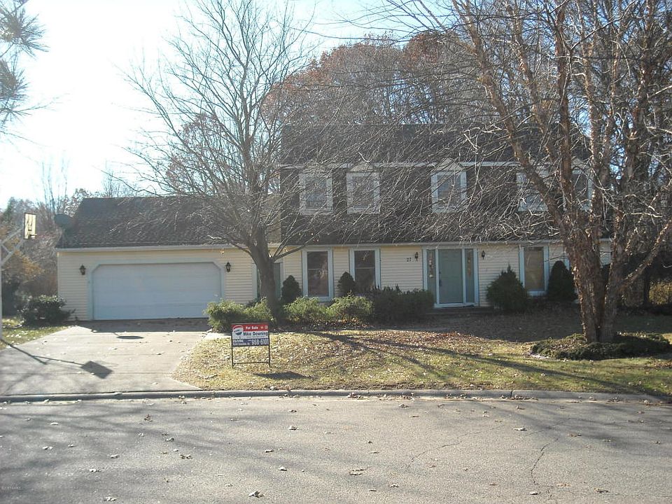 1st image of 27 Harvest Ln