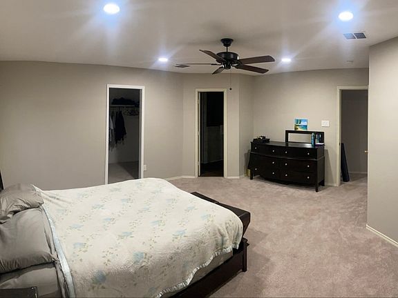 5th image of 2201 White Pine Dr