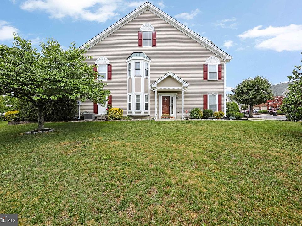 35 Augusta Ln Blackwood NJ Zillow