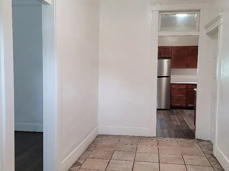 317 S Montezuma St — Photo 3