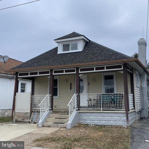 1017 Langley St, Trainer, PA, 19061