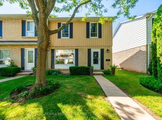 5475 Lakeshore Rd #89, Burlington, ON L7L 1E1