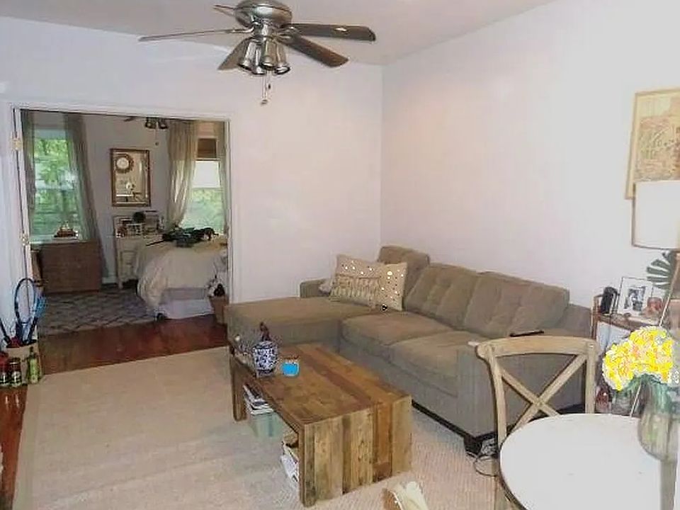 1st image of 229 W 16th St APT 2D