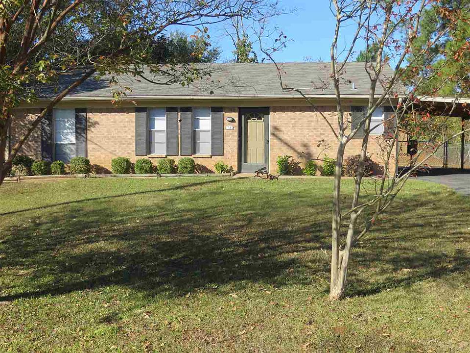 1st image of 1307 Baxley Ln