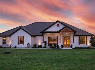 111 Bluegrass Trl, Springtown, TX 76082