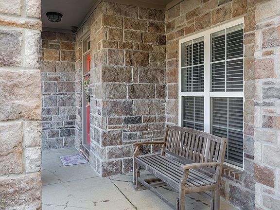 3rd image of 75 Choctaw Dr