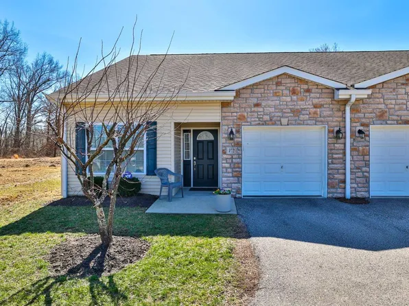 212 Long Pointe Dr, Amelia, OH 45102