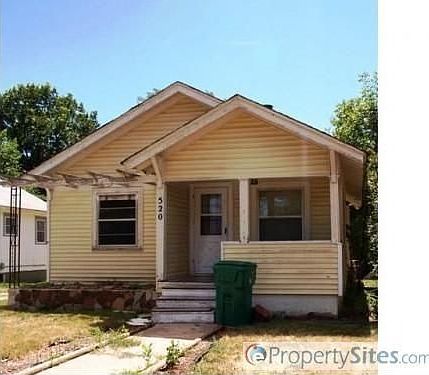 2nd image of 520 Charlotte St