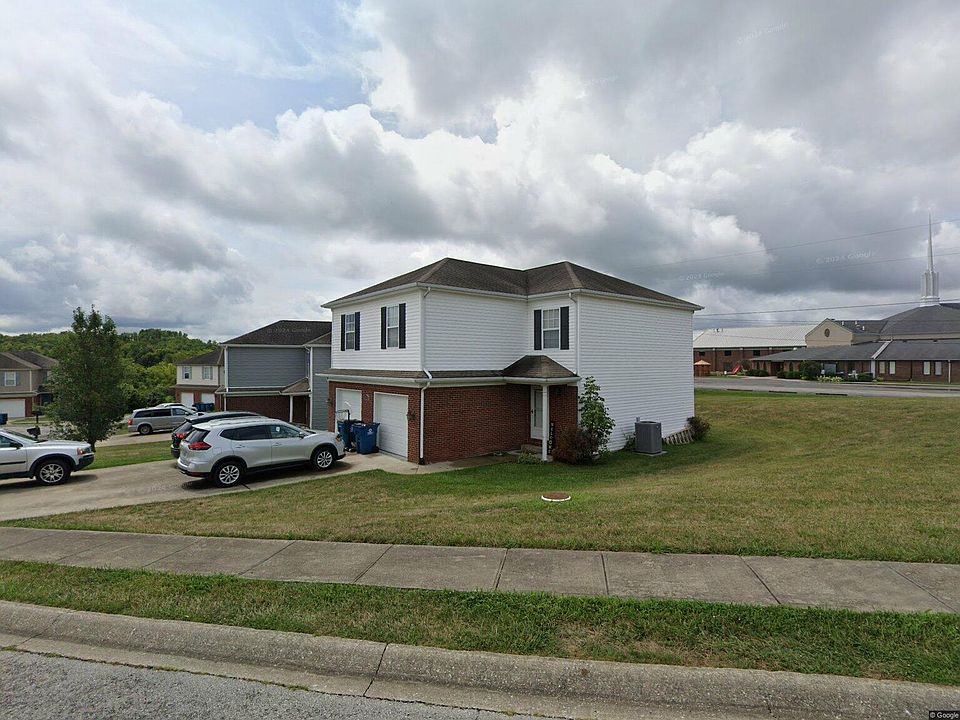 1st image of 1010 Stonecrest Ct #B