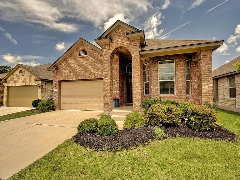 13900 Marathon Rd — Photo 1
