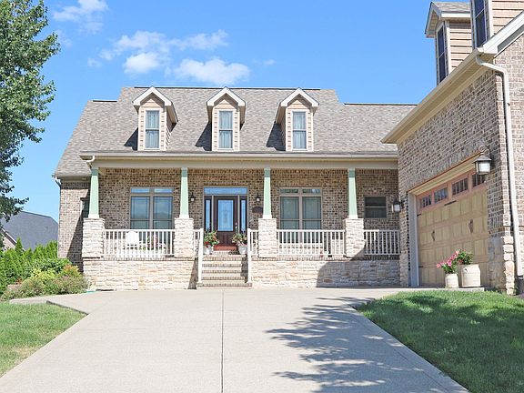 2nd image of 123 Kingston Dr