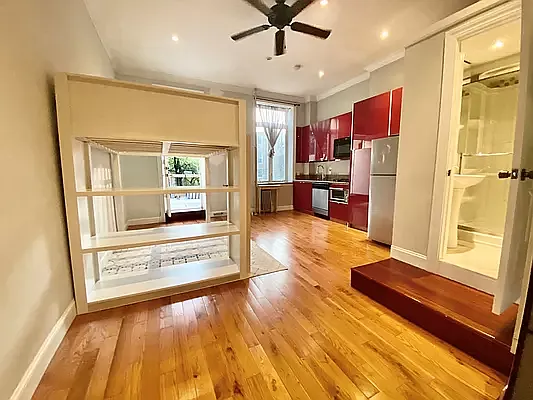 Rented by Corcoran | media 10