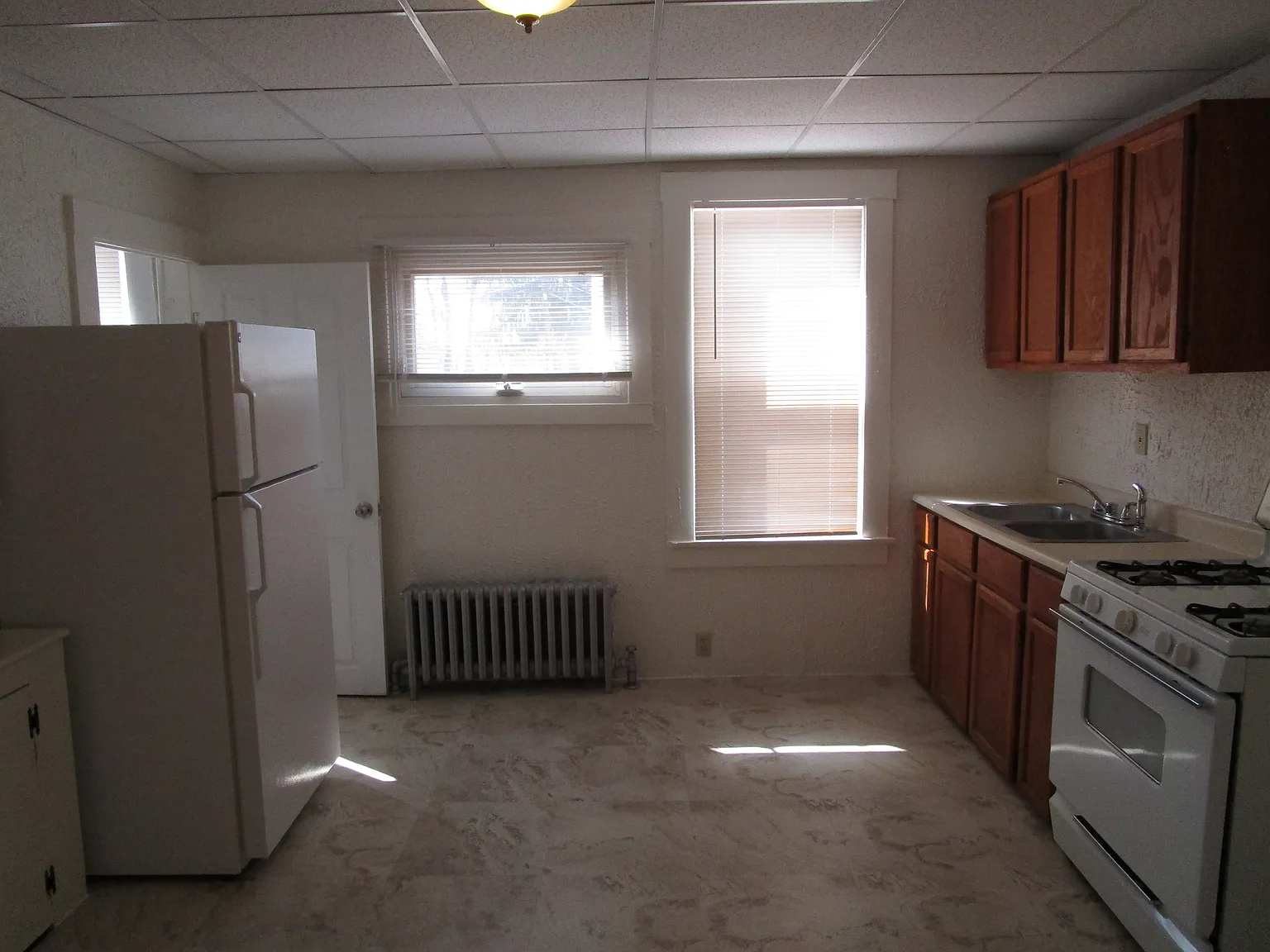 Studio, $1,250 — Photo 2