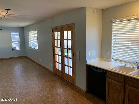 4th image of 3002 S 92nd Cir