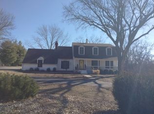 10111 Milton Thompson Rd, Lake Lotawana, MO 64086