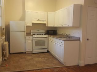 703 Walnut St APT 2R, Philadelphia, PA 19106