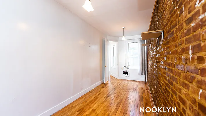 Rented by Nooklyn NYC LLC | media 22