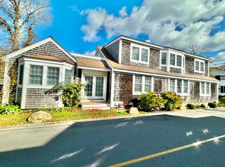 62 N Summer St, Edgartown, MA 02539