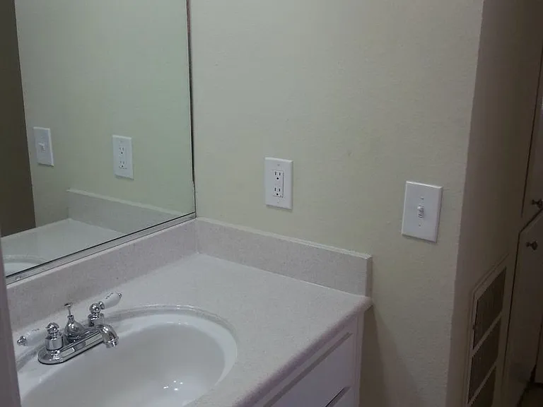 Villa Gardens Apts - Carmel Palm, LP — Photo 6