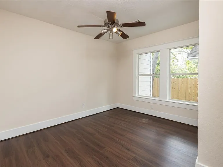 3406 Michigan St — Photo 20