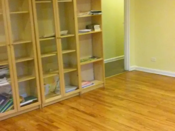 2705 Kings Highway image 1 of 6