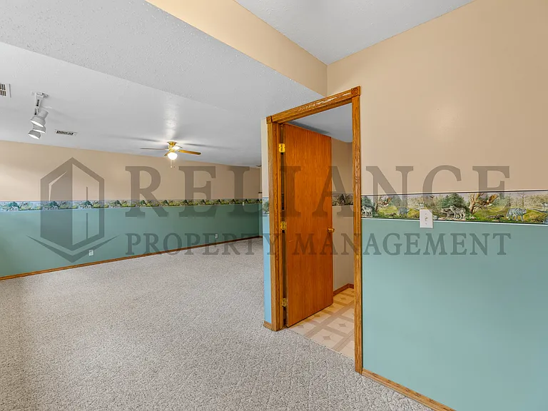 8502 W Westlawn Cir — Photo 23