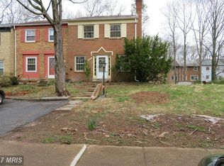 14882 Lambeth Sq, Centreville, VA 20120