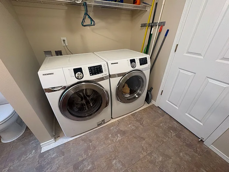 12549 Roosevelt Way NE #4 — Photo 16