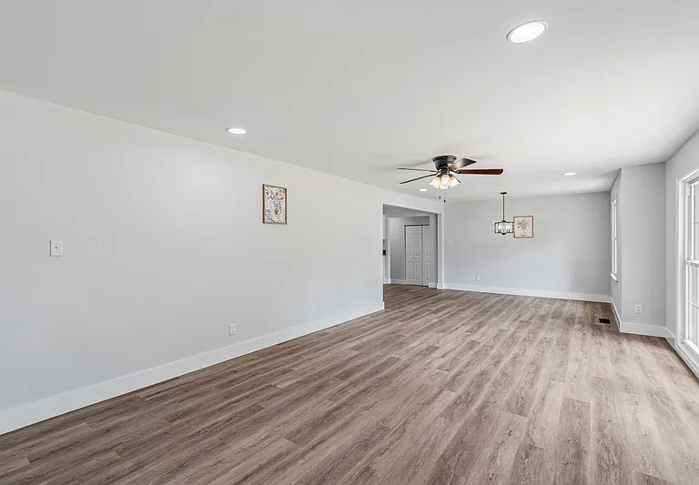 6821 Westland Dr — Photo 23