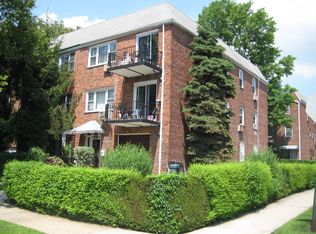 14447 71st Ave, Flushing, NY 11367