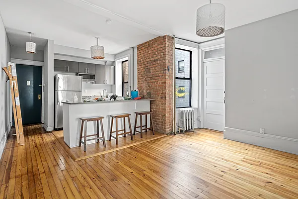 Rented by Douglas Elliman | media 9